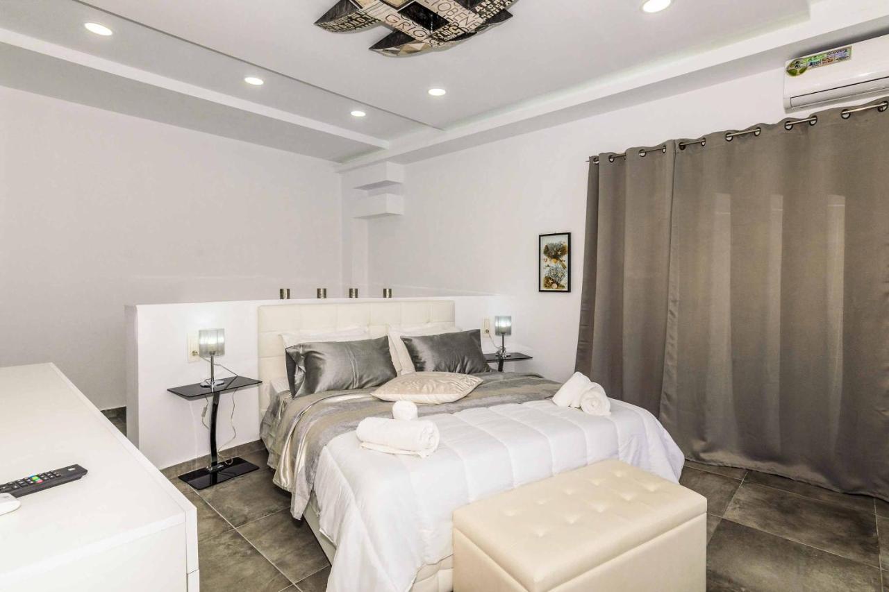 Amare La Vita Villa By Solmar Villas Plános Extérieur photo